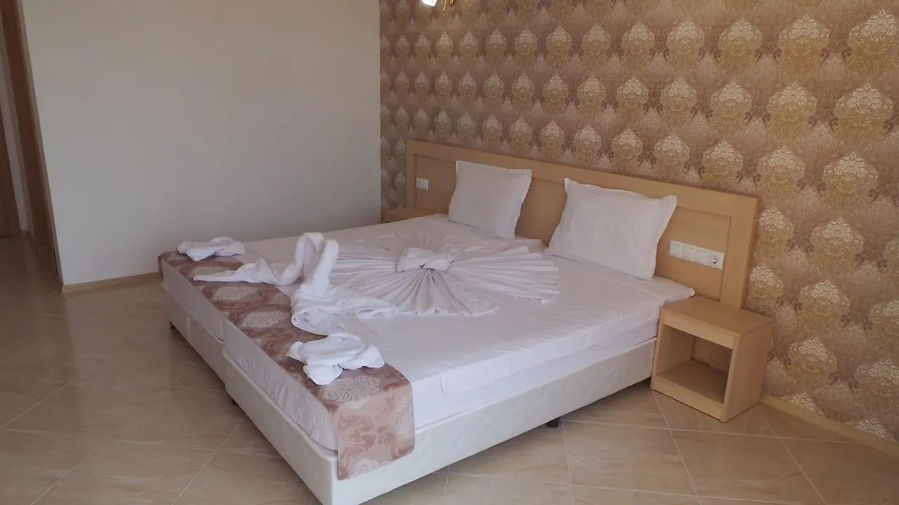 Family Hotel Orios 프리모르스코