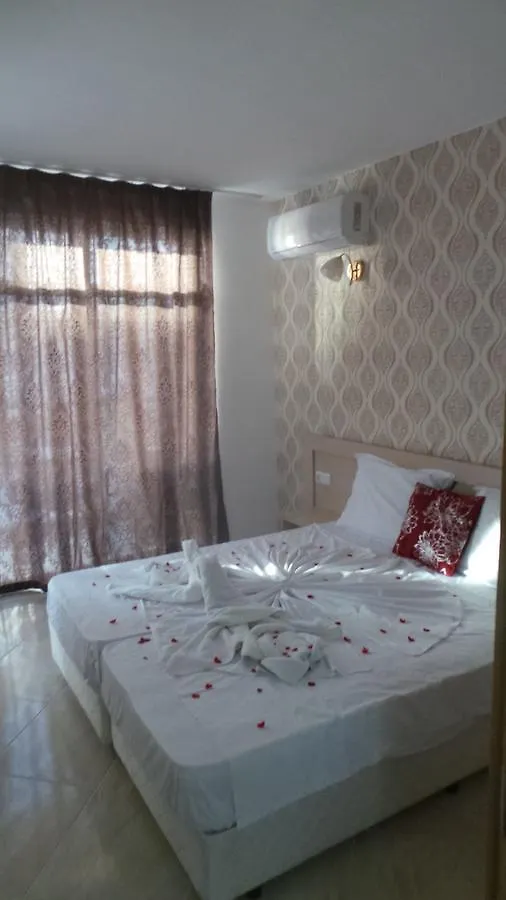 Family Hotel Orios 프리모르스코